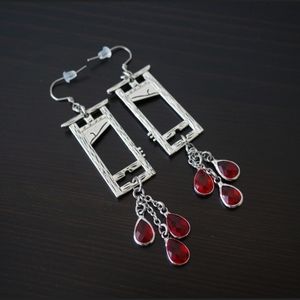 Sterling silver 925 Guillotine earrings with blood drops